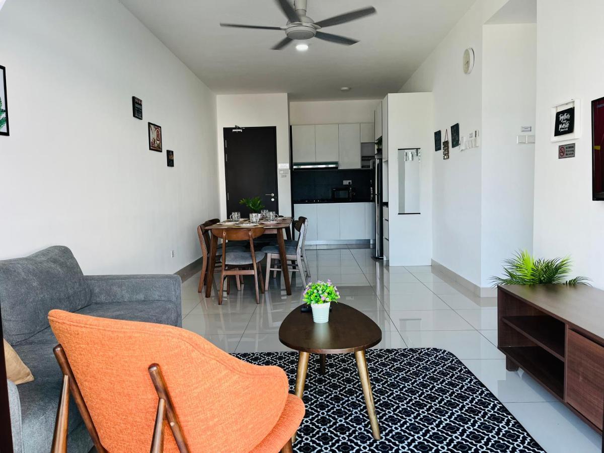 Johor By Glex Holiday home *